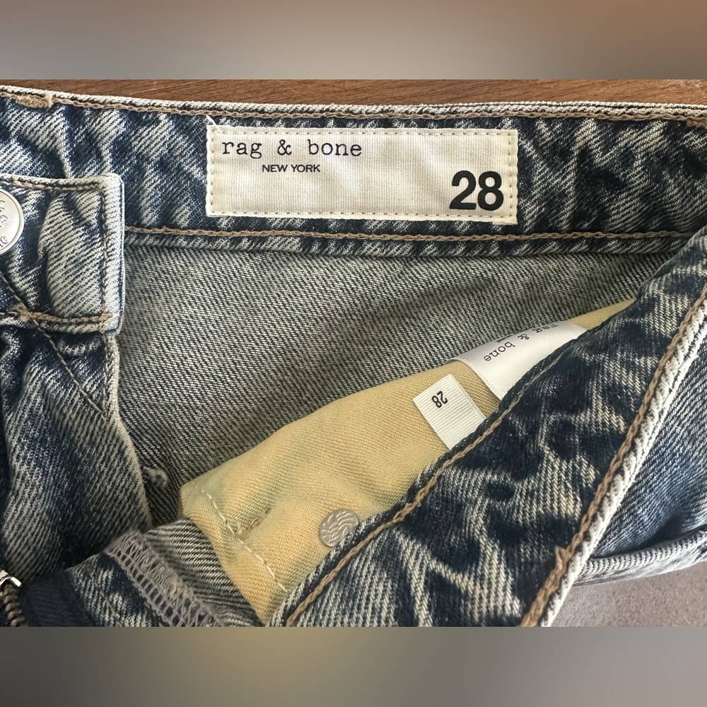 Rag & Bone Charlie Barrel Jeans, Size 28 - Picture 8 of 8